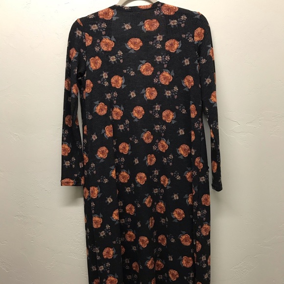 LulaRoe Flowered Cardigan - Picture 4 of 4